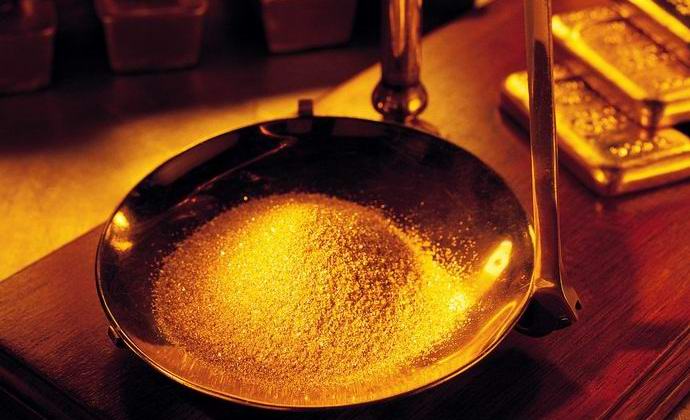 Oroszország megkezdi a szénbányát  title=