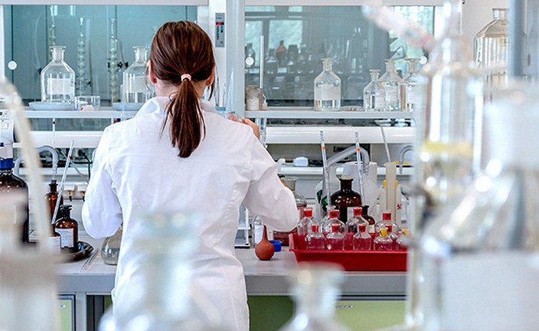 Oroszország azt tervezi, hogy hígítja az üzemanyagot rendes vízzel