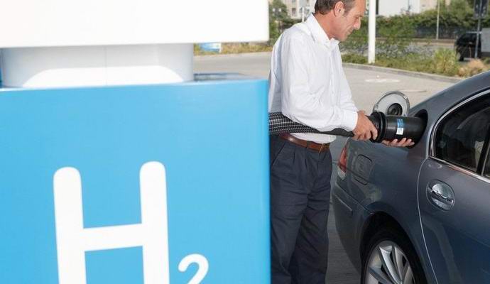 Hamarosan a hidrogén helyettesítheti a gázt és az olajat.