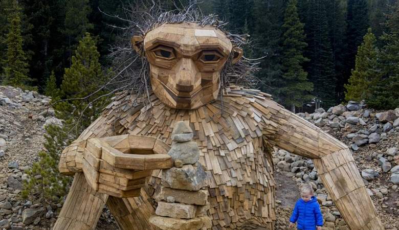 Az Egyesült Államokban lerombolt egy titokzatos trollszobor