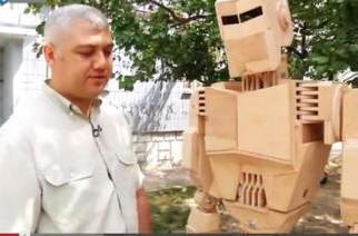 Zaporozhye-ban egy ember robotot készített és tervezte