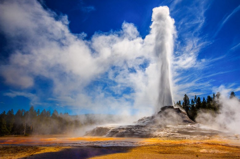 A Yellowstone Park webkamerái titokzatos eseményeket közvetítenek