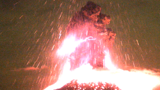 Videó: lenyűgöző vulkánkitörés Mexikóban 