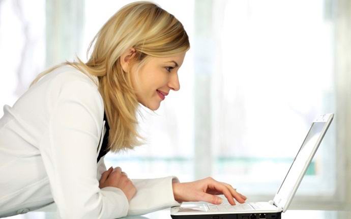 Elidegeníthetetlen emberi jogként elismert internet-hozzáférés