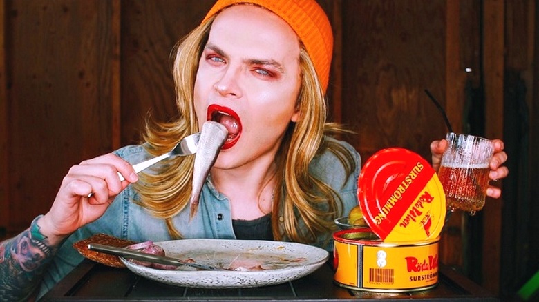 Az undorító ételek kiállítása óriási siker