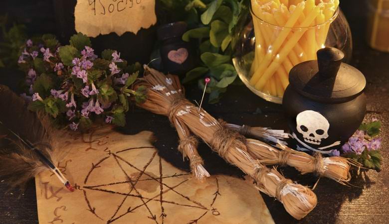 Japánot letartóztattak miattváltó baba használata