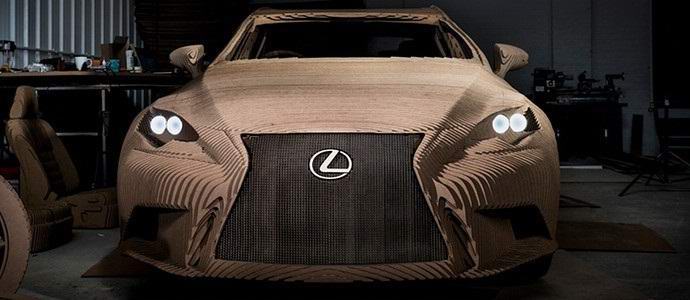 A japán vezetõ kartonkocsit vezetett be