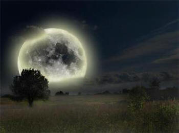 Felvették a furcsa fényeket a Holdon