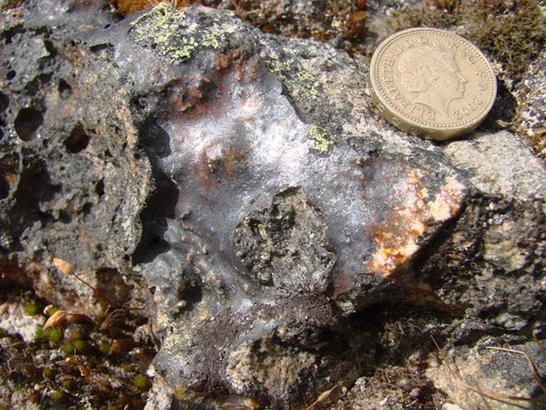 Az üvegesített erődítmények rejtvénye