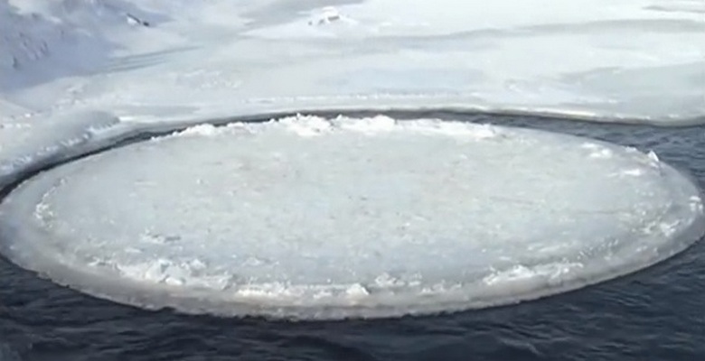 Titokzatos jég körök a folyókon