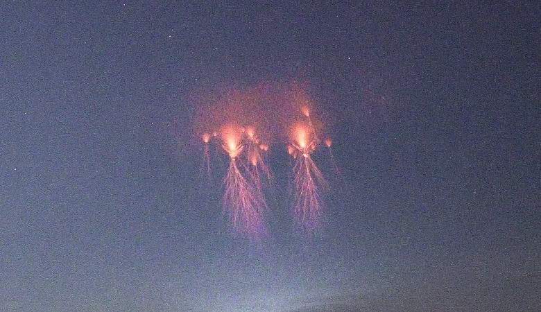 Titokzatos villanások az égen Oklahoma felett