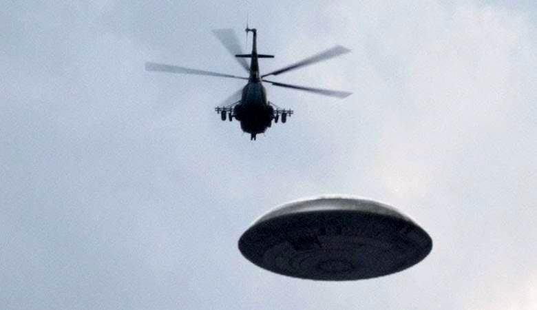 Titokzatos UFO-k és fekete helikopterek Los Angeles felett
