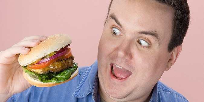 Összeesküvés vagy őrület?