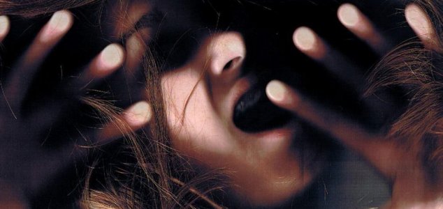 Egy nő filmezte a poltergeist a házában