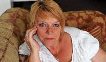 Egy asszony két éve kísértetjárta a szellemeket, lopva fehérneműjét