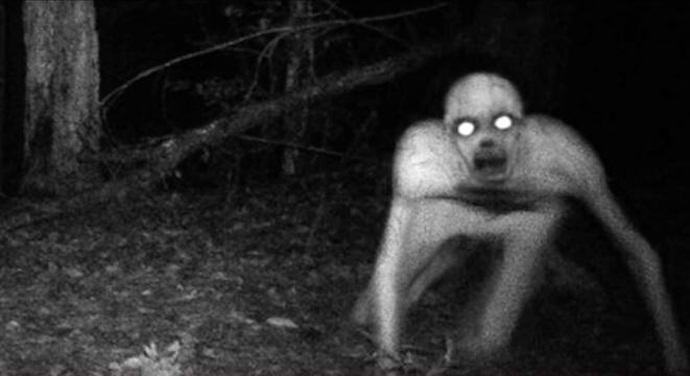 A szörnyű szellem megfélemlíti a grúz lakosokat