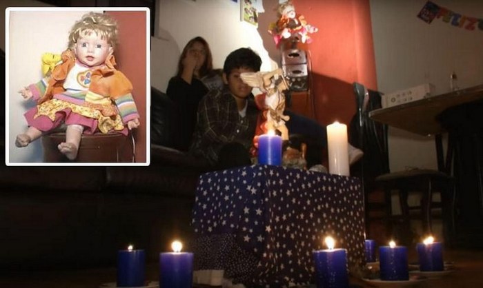 Egy gonosz szellem lakott egy bababan